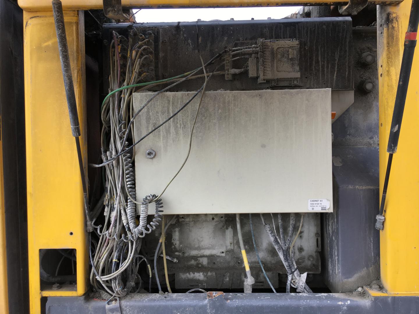 ./imagenes/INVOICE/2019/17202/HIDROTRACK ATLAS COPCO D65-10 (19).JPG